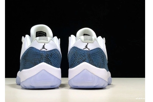 CD6846-102 11 Air Low Jordan 'Blue CD6846-102 Snakeskin' 0113